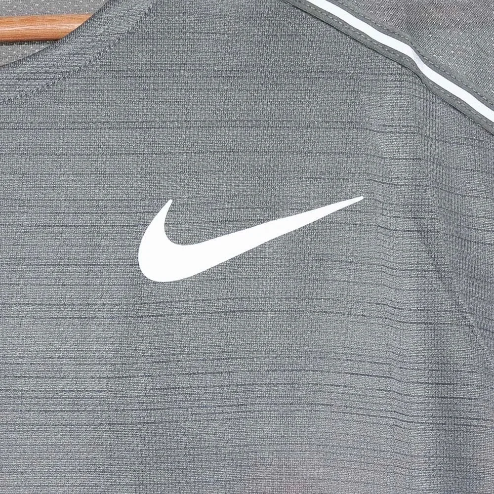 Nike men’s dri