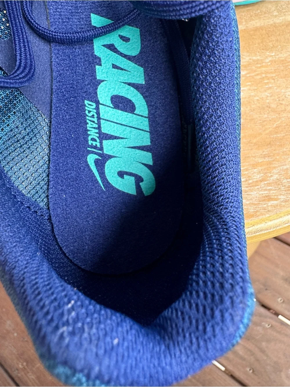 Nike zoom rival