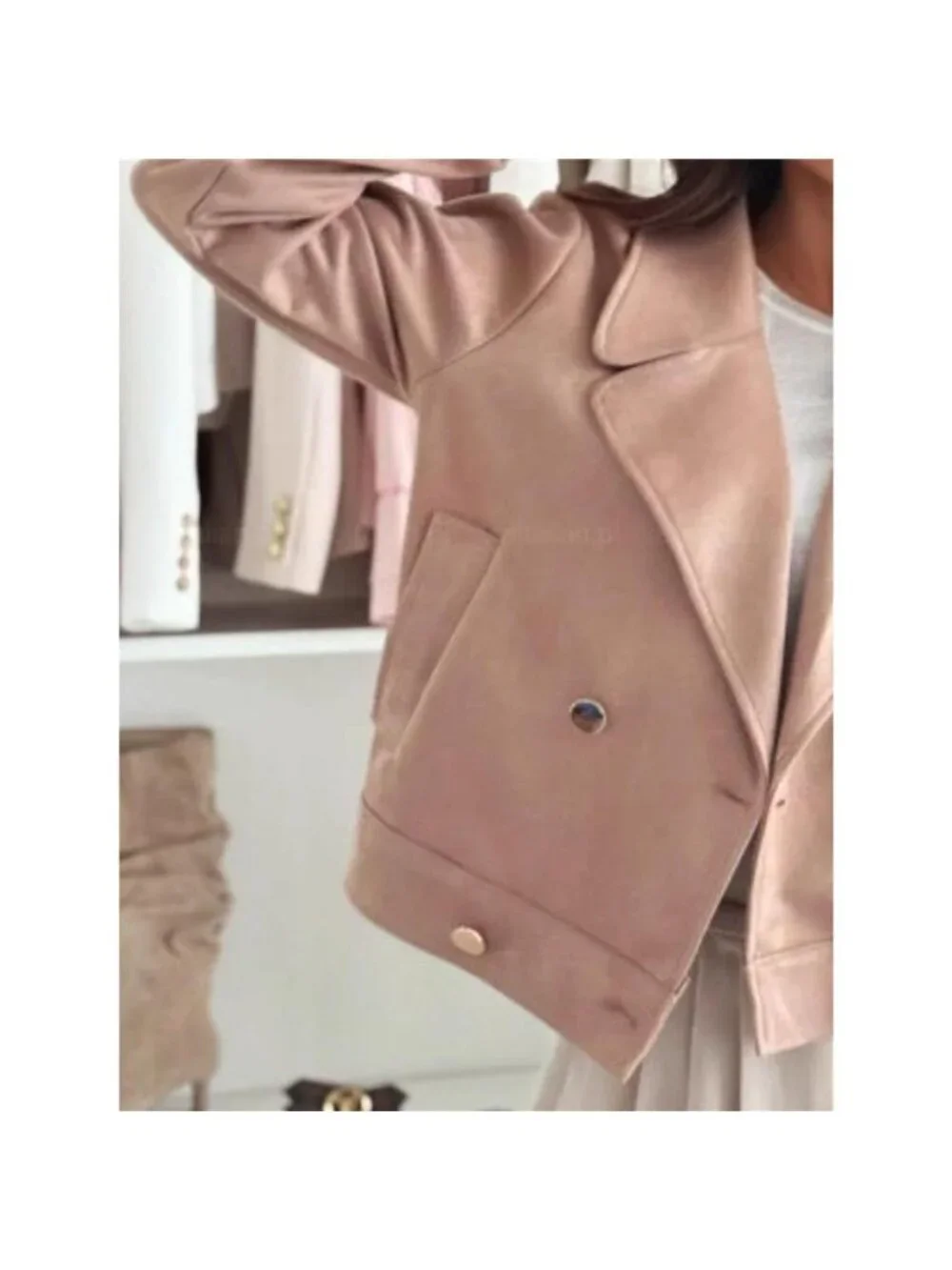 A Classy Chic Boutique *features buttoned