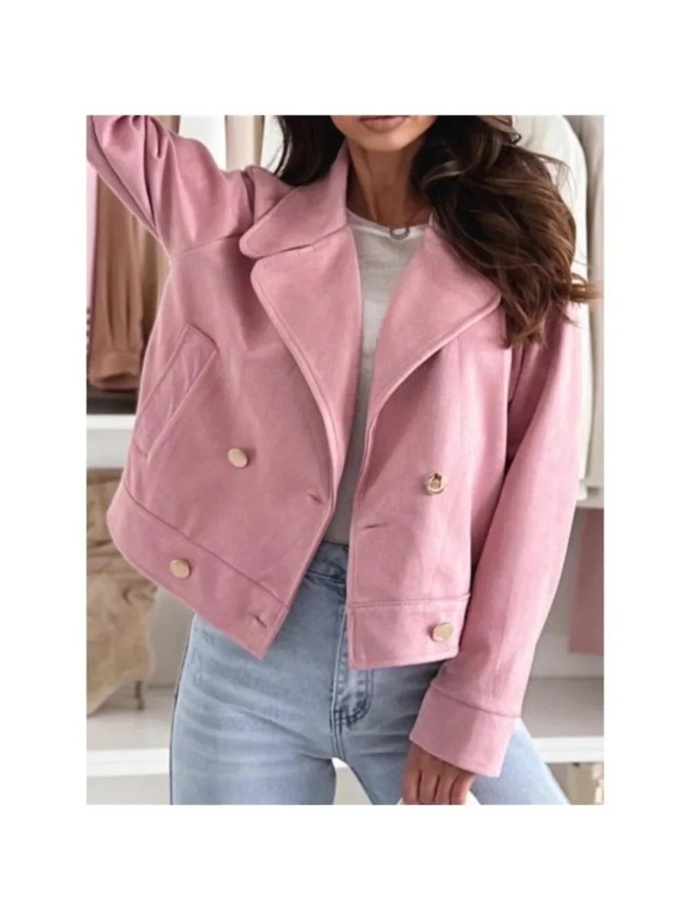 A Classy Chic Boutique *features buttoned