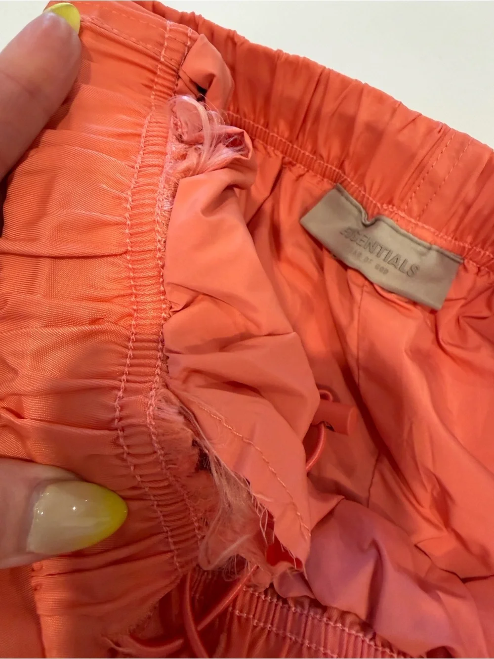 Essentials sz medium