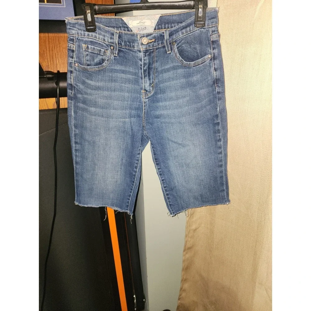 Women's Levi's Cut Off Long Denim Jean Shorts Size 6 skate shorts