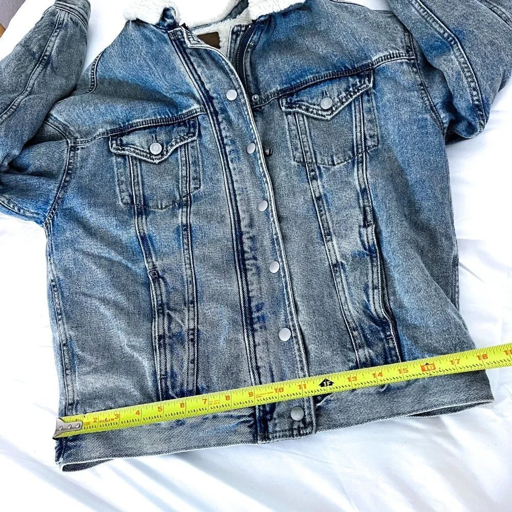 American Eagle Outfitters classic denim
