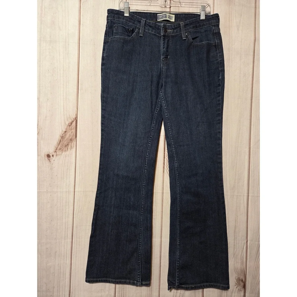 Signature by Levi Strauss & Co Womens Low Rise‎ Bootcut Jeans Dark Wash Size 10M
