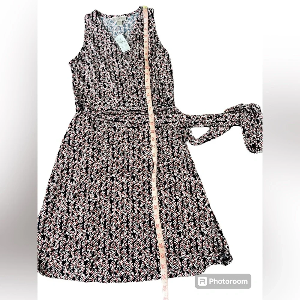 NWT LOFT faux wrap dress with tie waist…floral pattern navy/pink/white XS