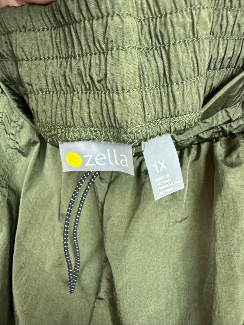 Zella olive green