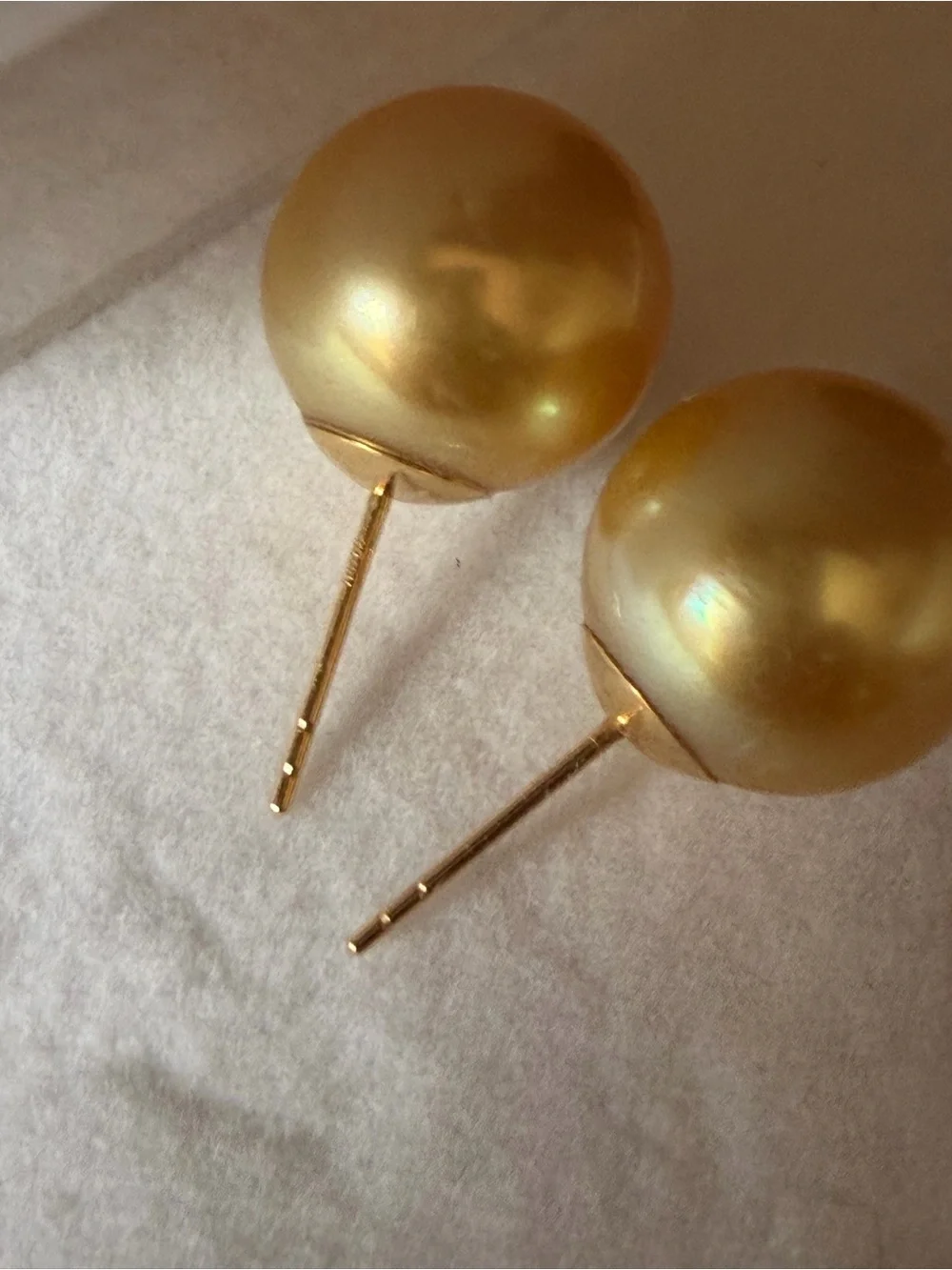 N/A 18k gold
