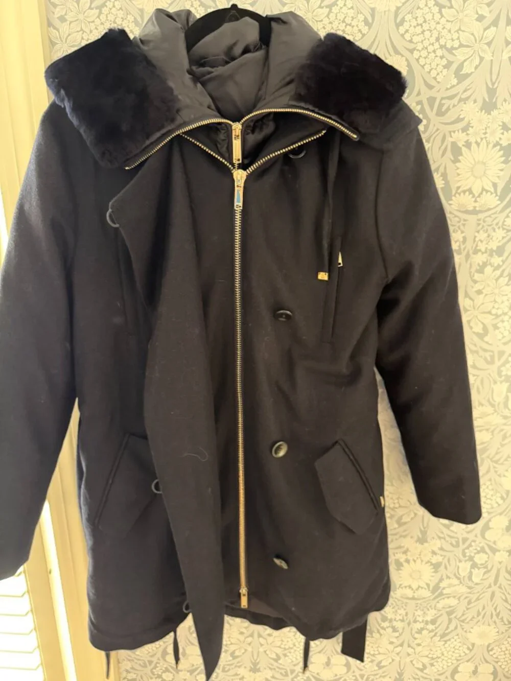 Massimo Dutti famed italian