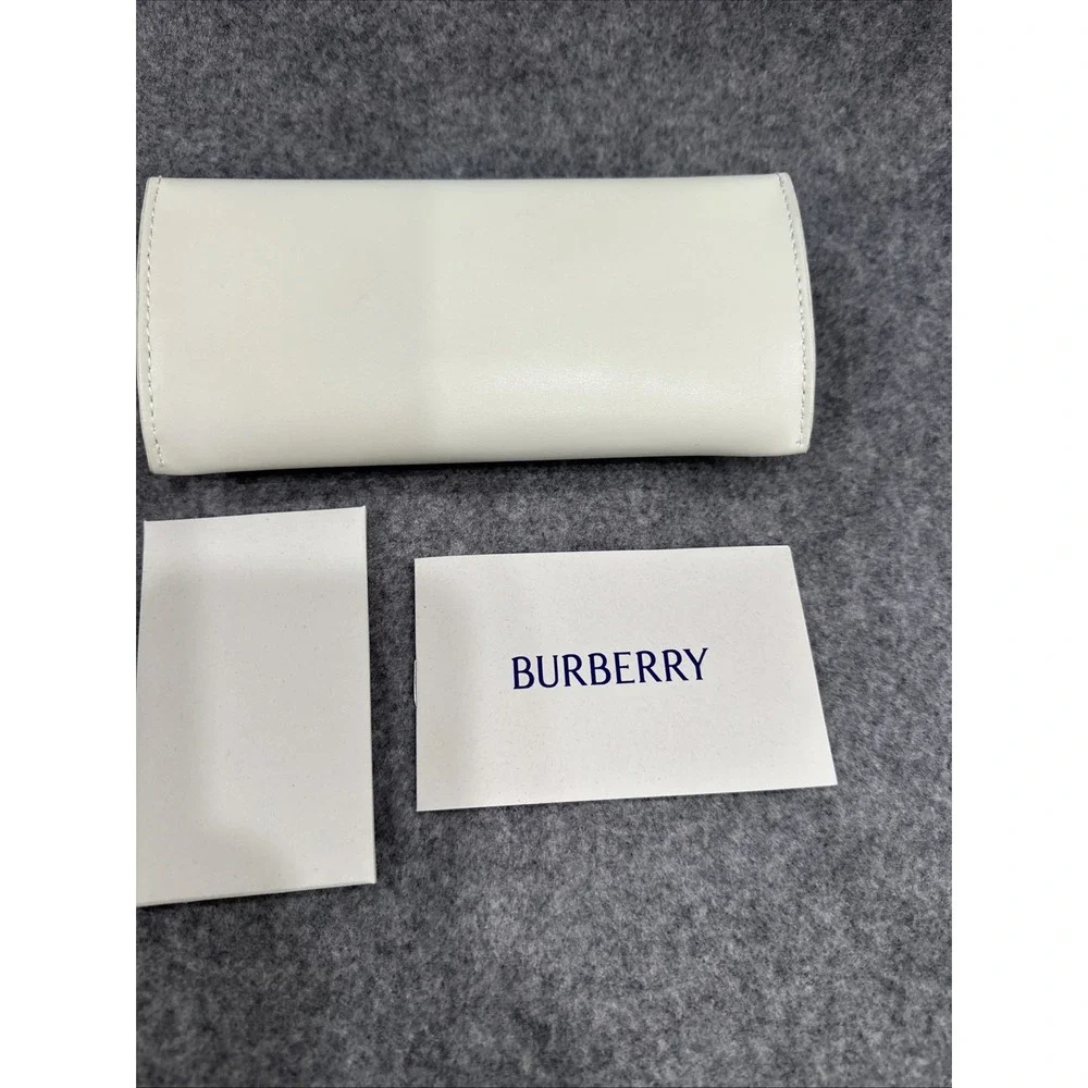 Burberry new authentic