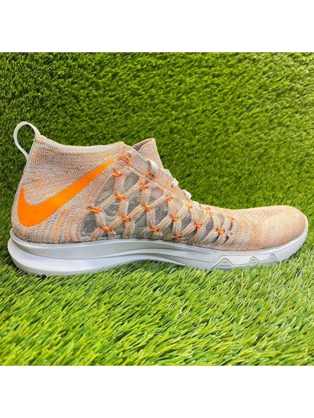 Nike please review