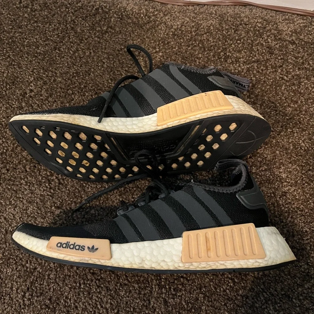 adidas nmd black