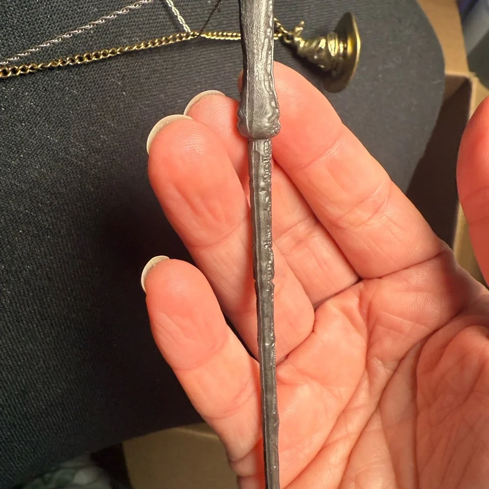 Harry Potter theme Gold and Silver Wand and Hat Necklace‎ Set