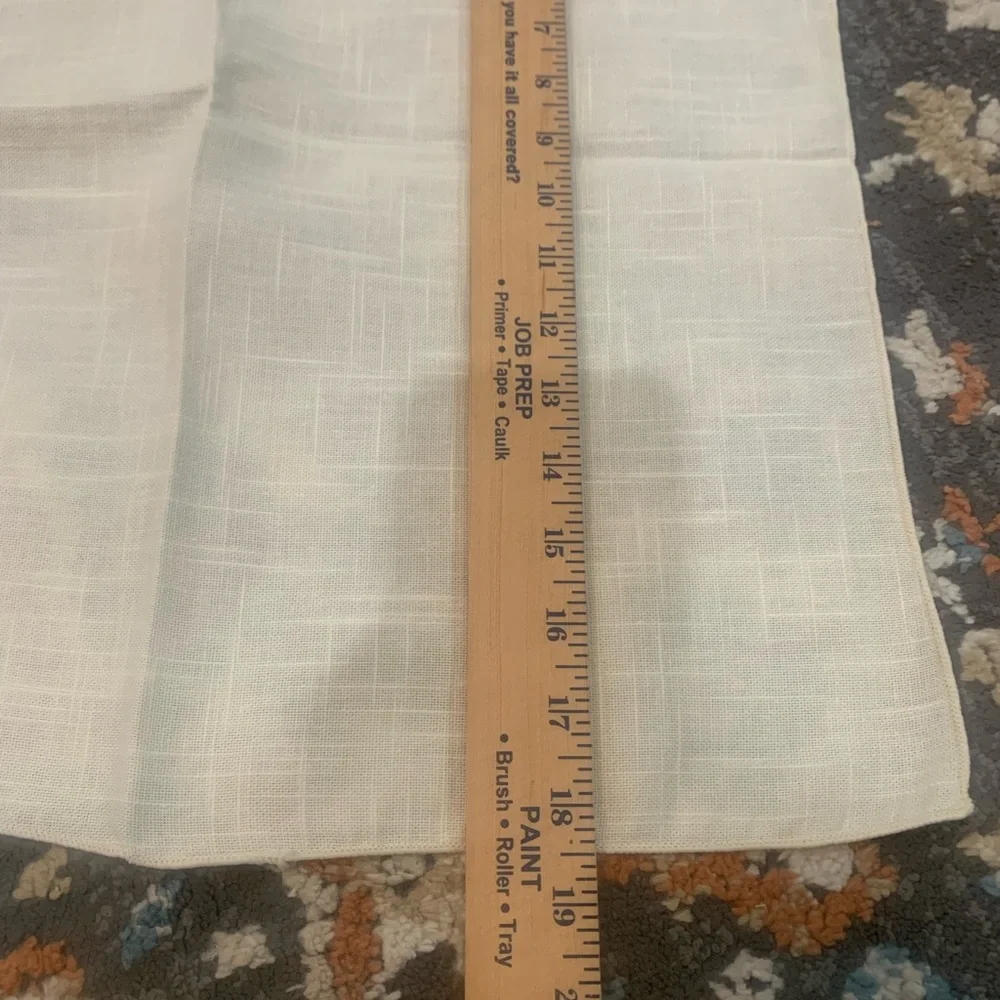 NWOT Table Napkins 18x18.5 Cream Lot of‎ 12