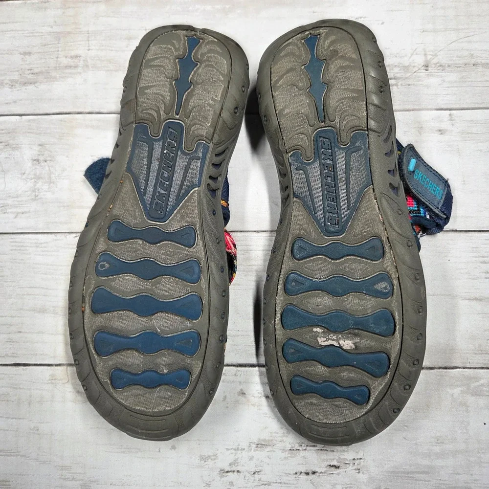 Skechers inside strap
