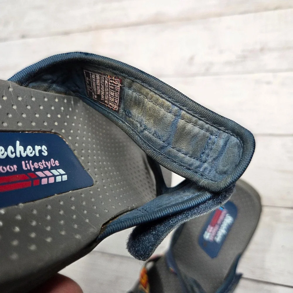 Skechers inside strap