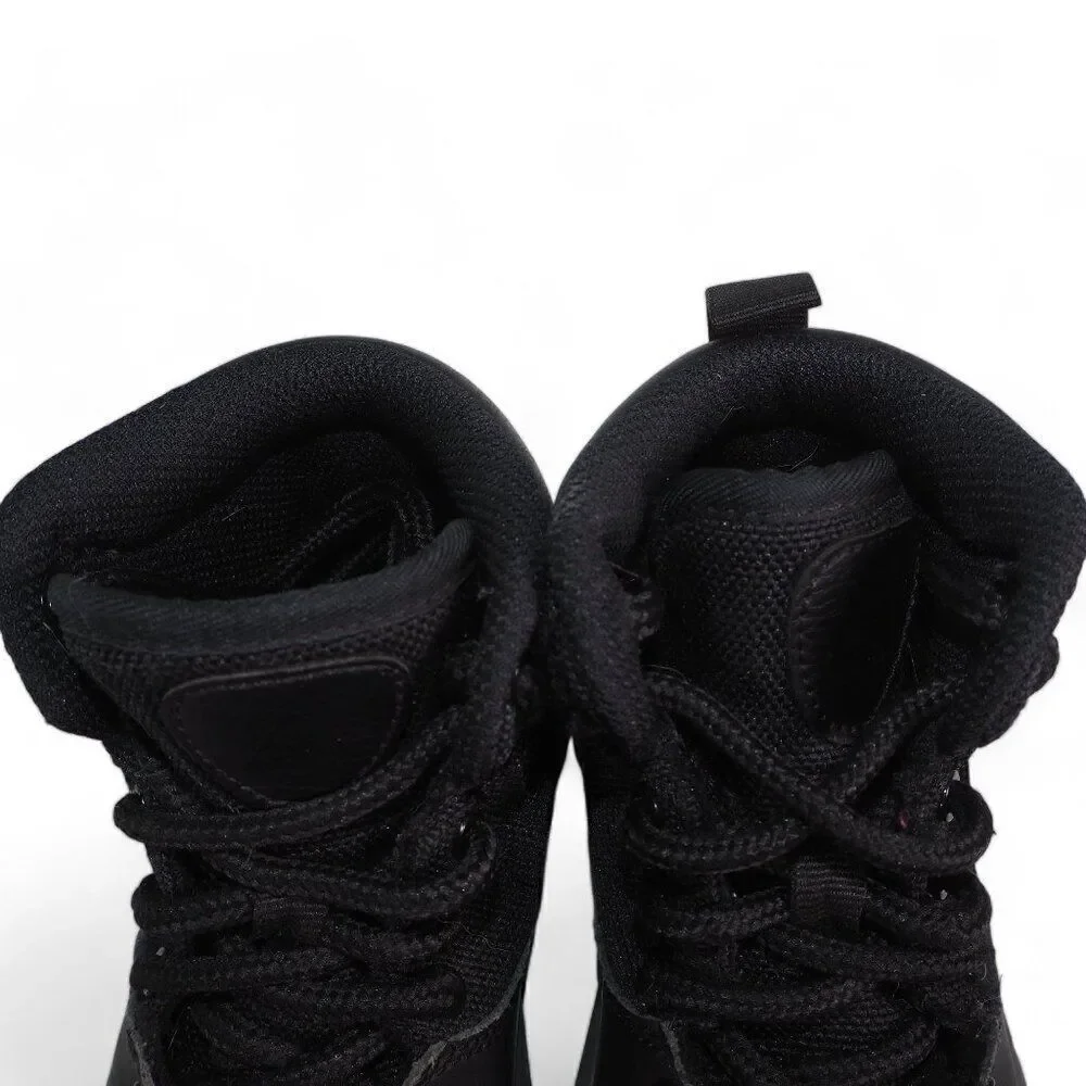 Nike brand manoa