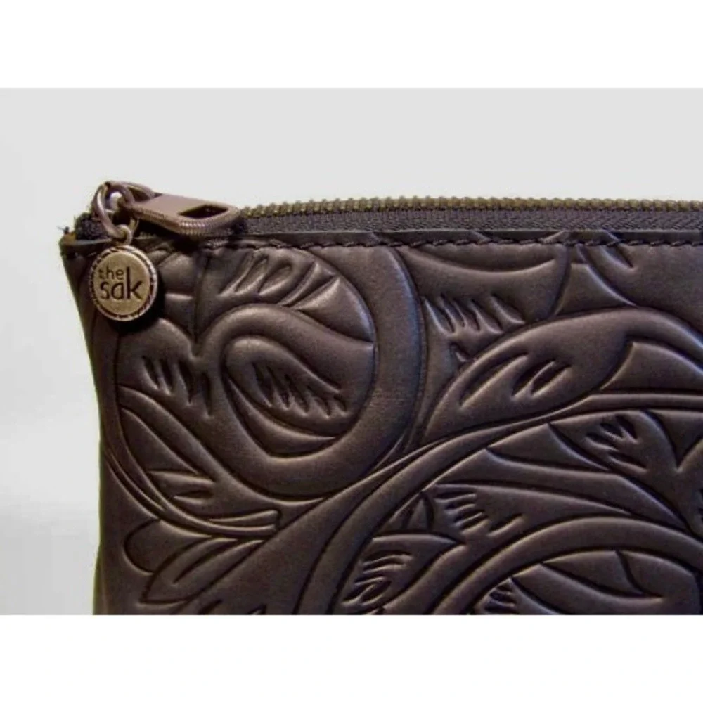 N/A sak embossed