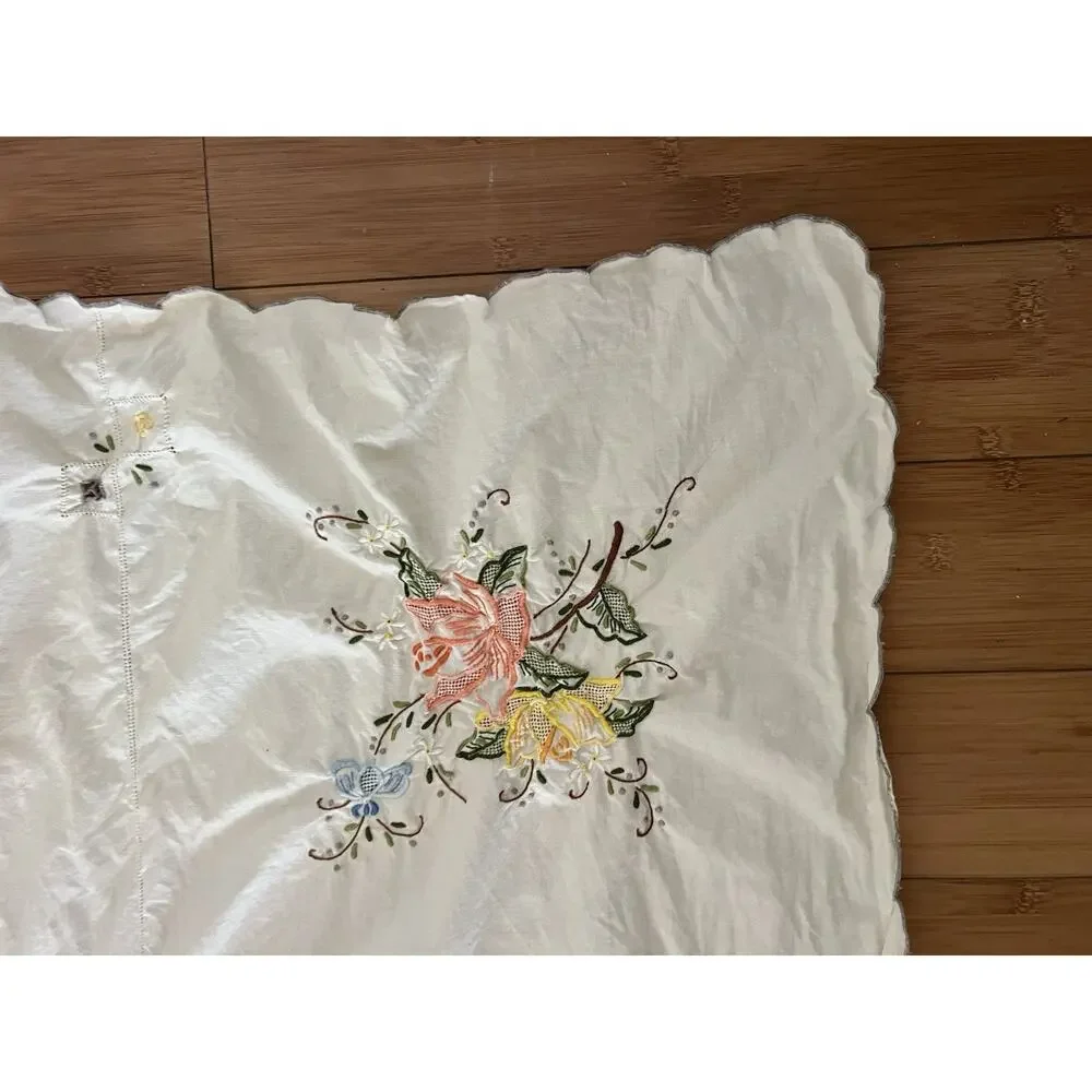 Unbranded tablecloth country french