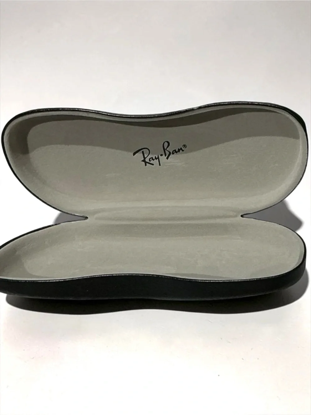 Ray-Ban Hard Sunglasses Case Black Eyeglass Case Clamshell Small