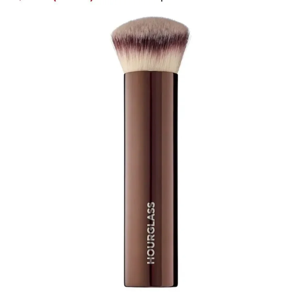 Hourglass Vanish™ Foundation Brush