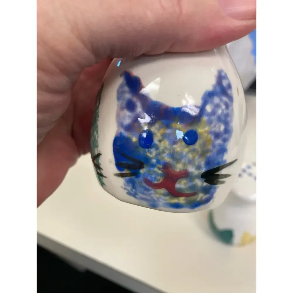 Unbranded cat faces