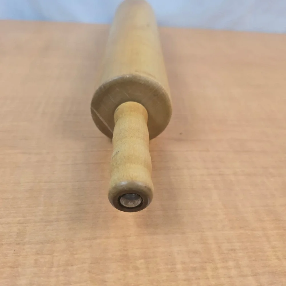 N/A vintage wooden