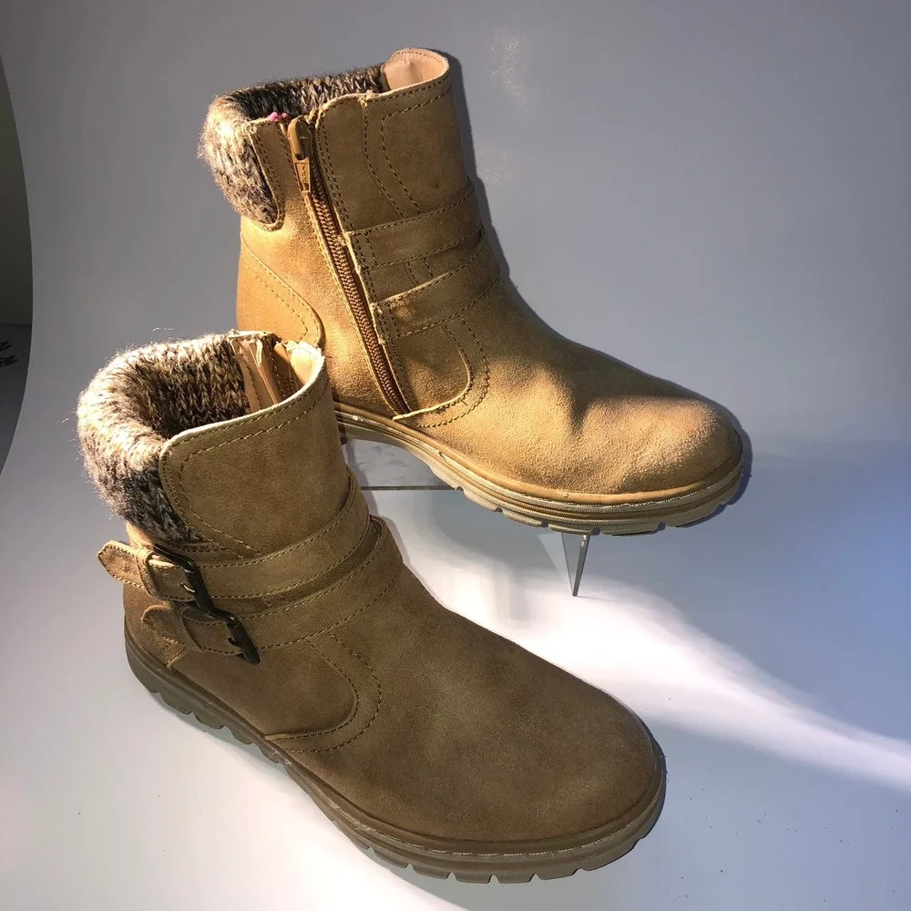 Girls‎ Tan Suede Faux Fur Lined Winter Boots Size 6M Zip Buckle Detail
