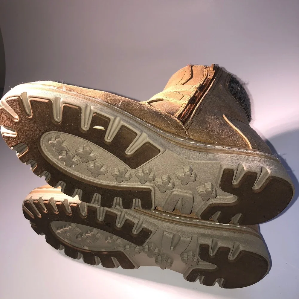 N/A tan school boots