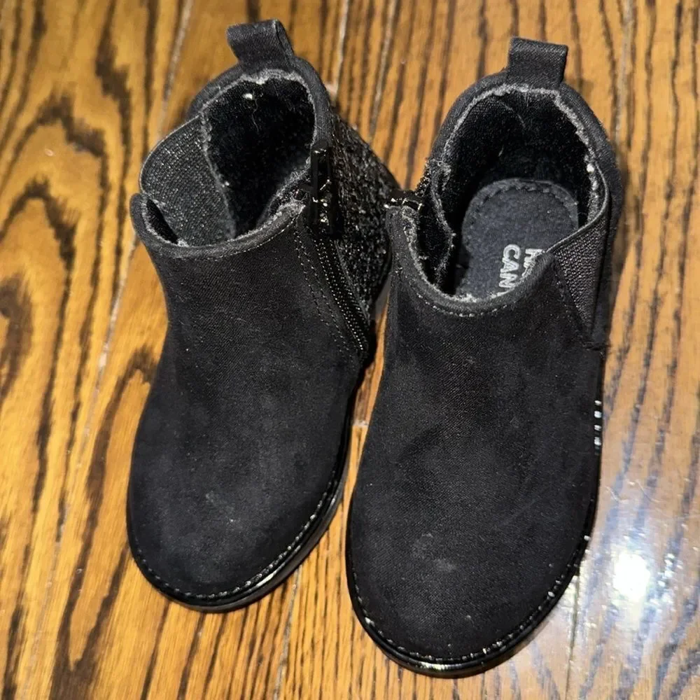 Harper Canyon stylish comfortable