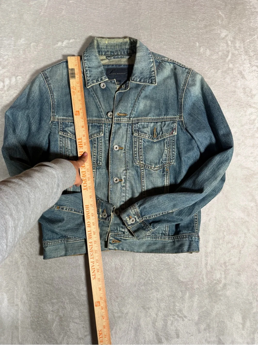 Banana Republic classic banana