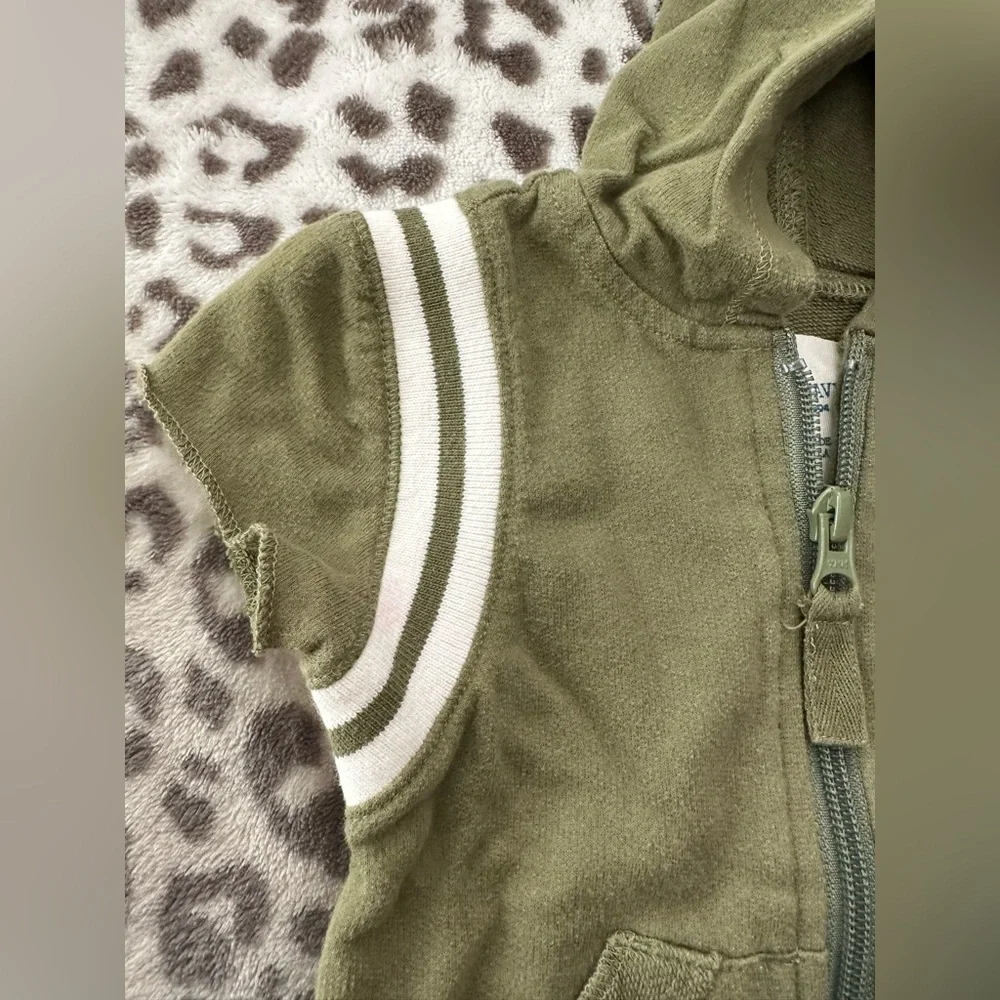 Old Navy nwot never