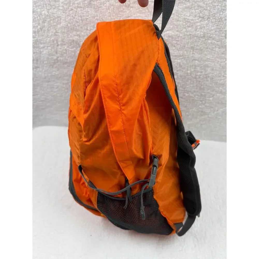 Venture Pal Orange Adjustable‎ Straps Mesh Pockets Zipper Pocket Backpack