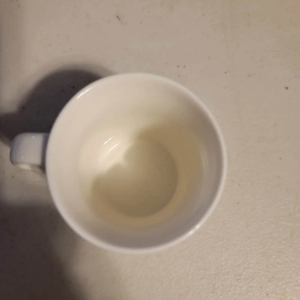 Starbucks inches me