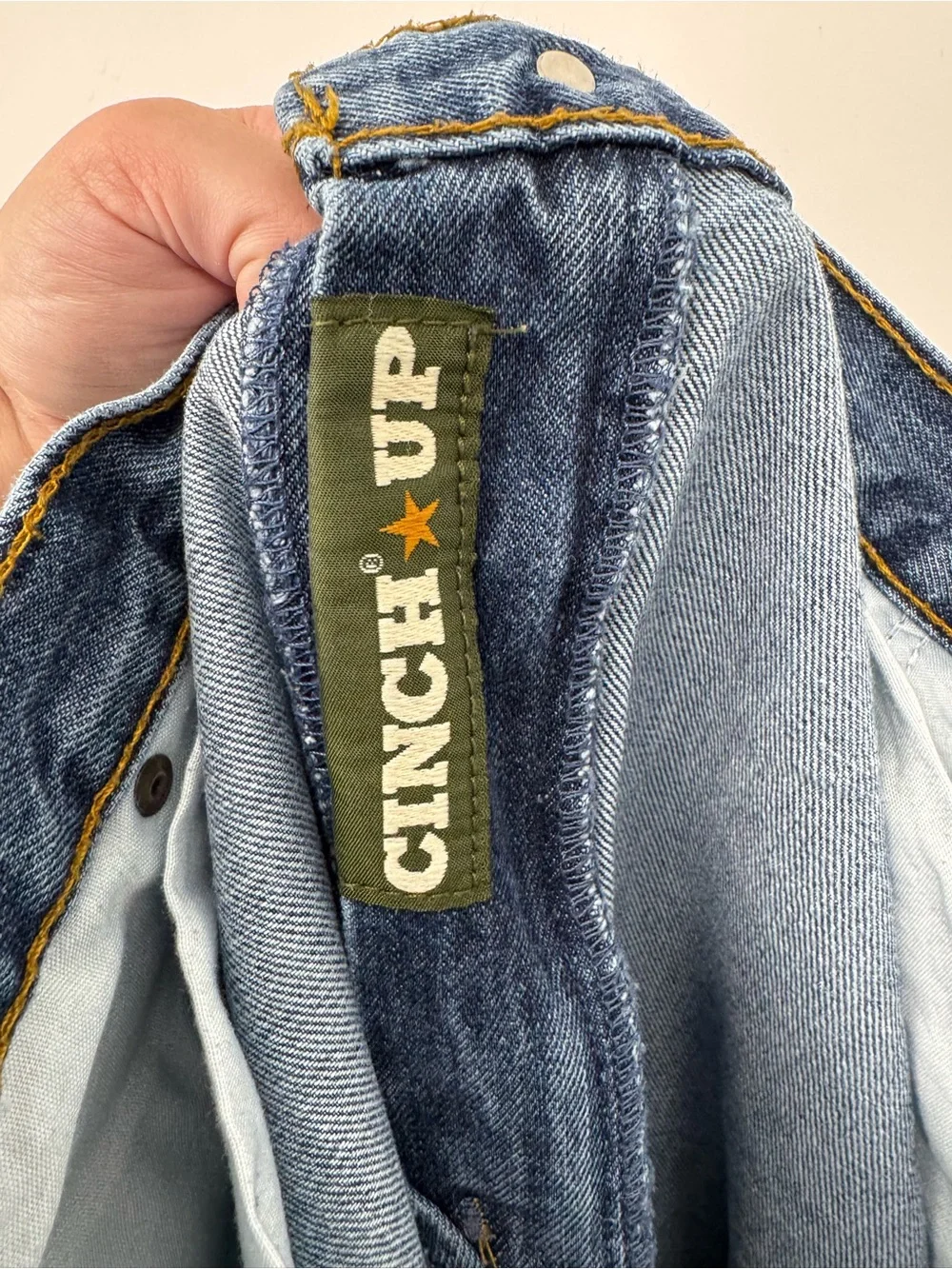 Cinch men straight