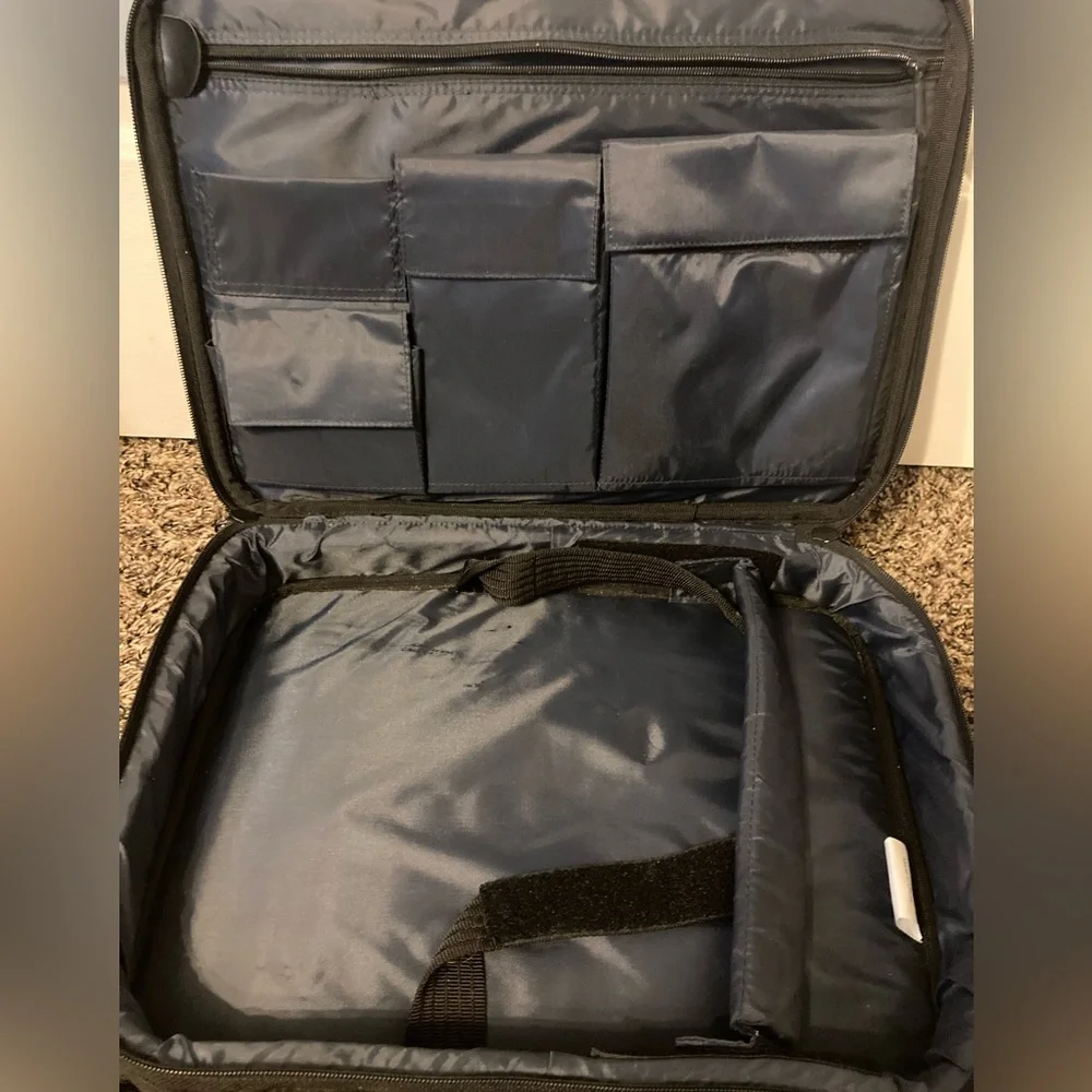 Targus laptop bag