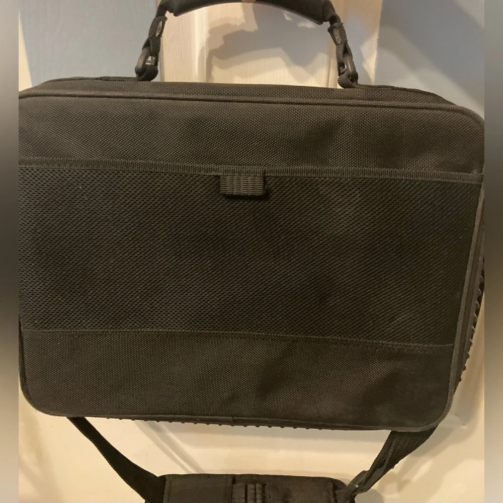 Targus laptop bag