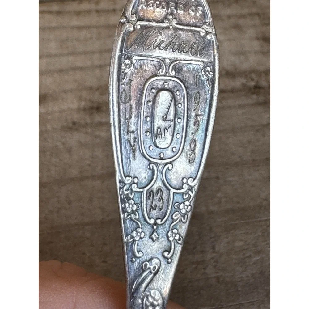 N/A vtg silver