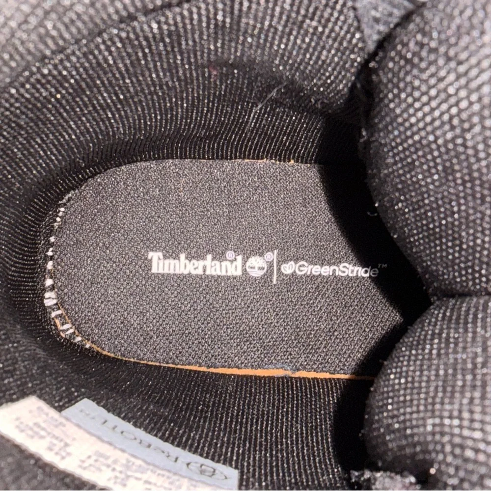 Timberland converge mid
