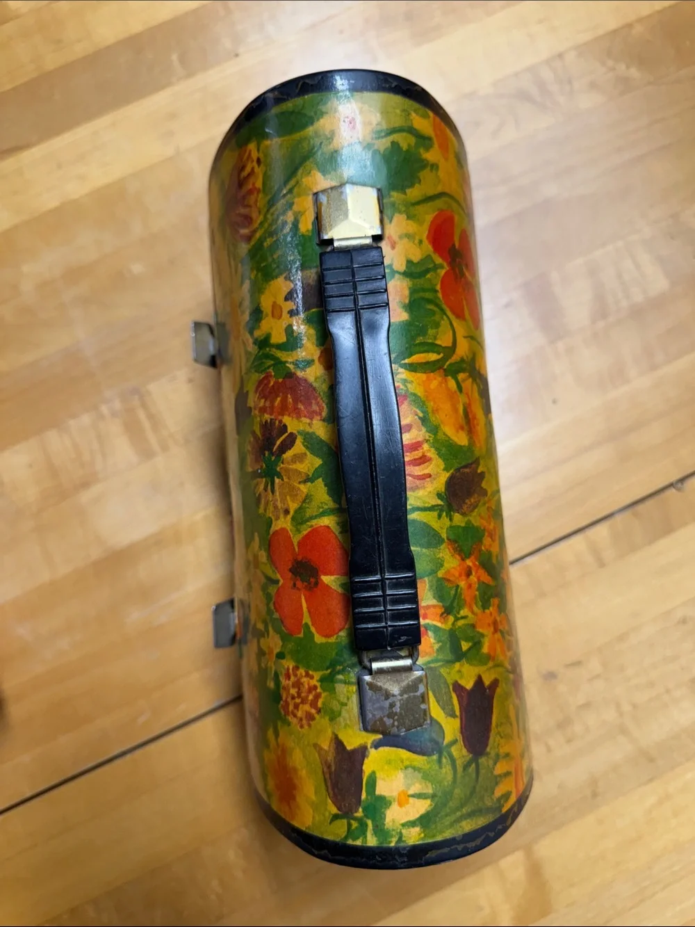 Vintage stylish lunchbox