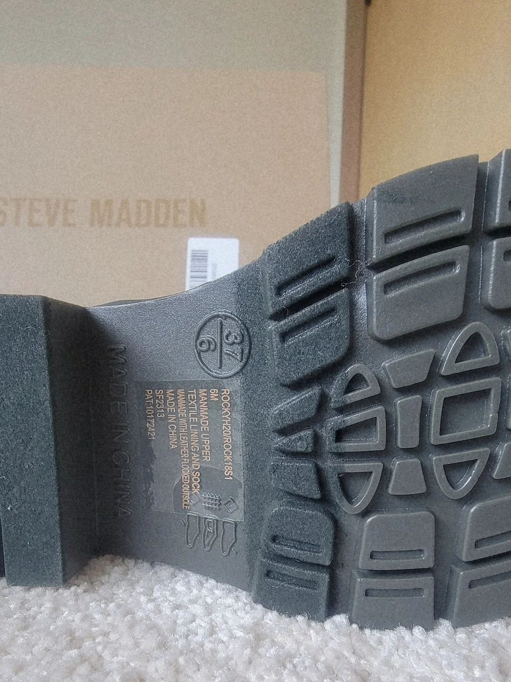 Steve Madden brand new