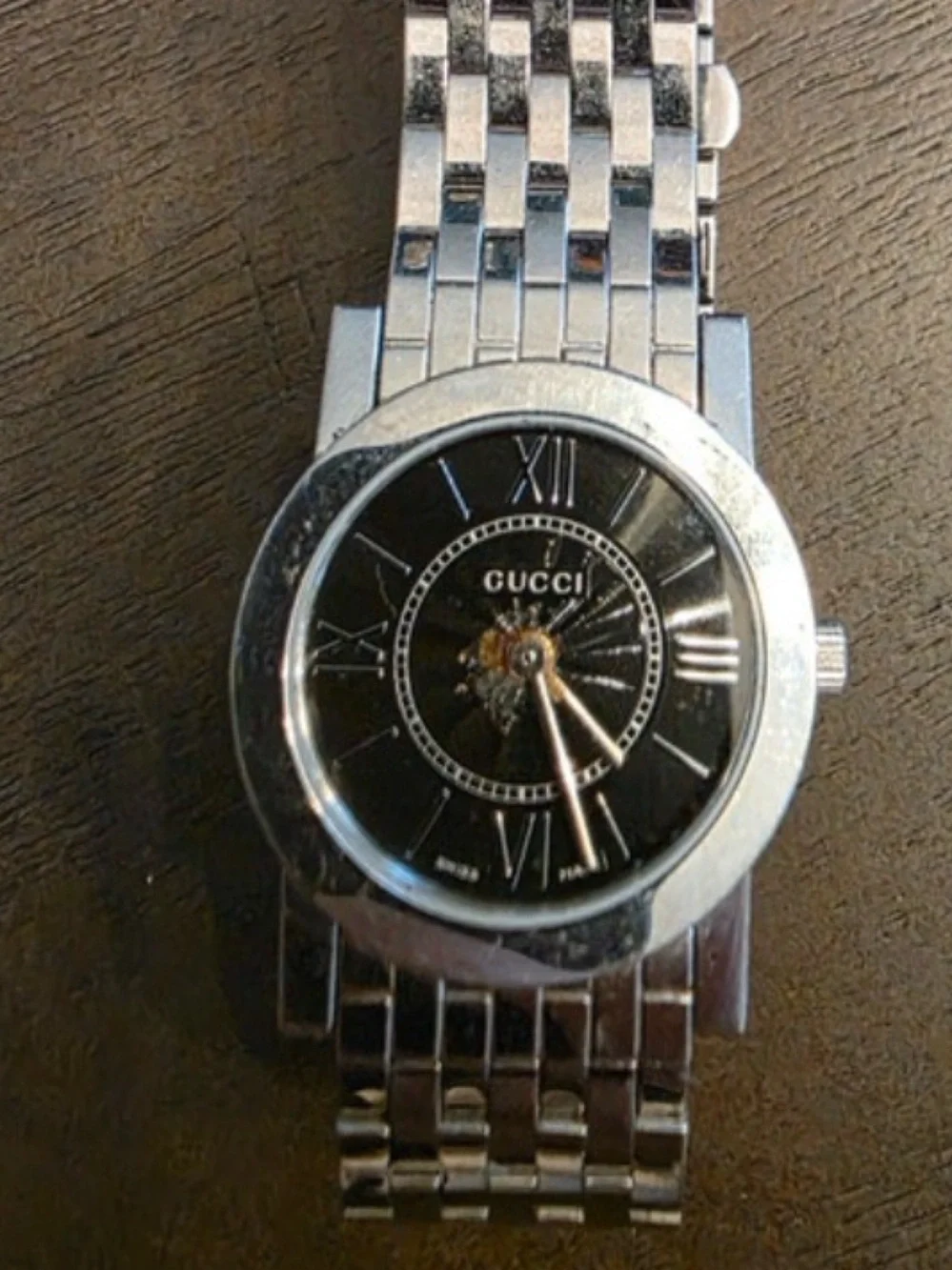 Gucci 5000L Women’s 24mm Stainless Steel Bracelet Watch (for parts or repair)