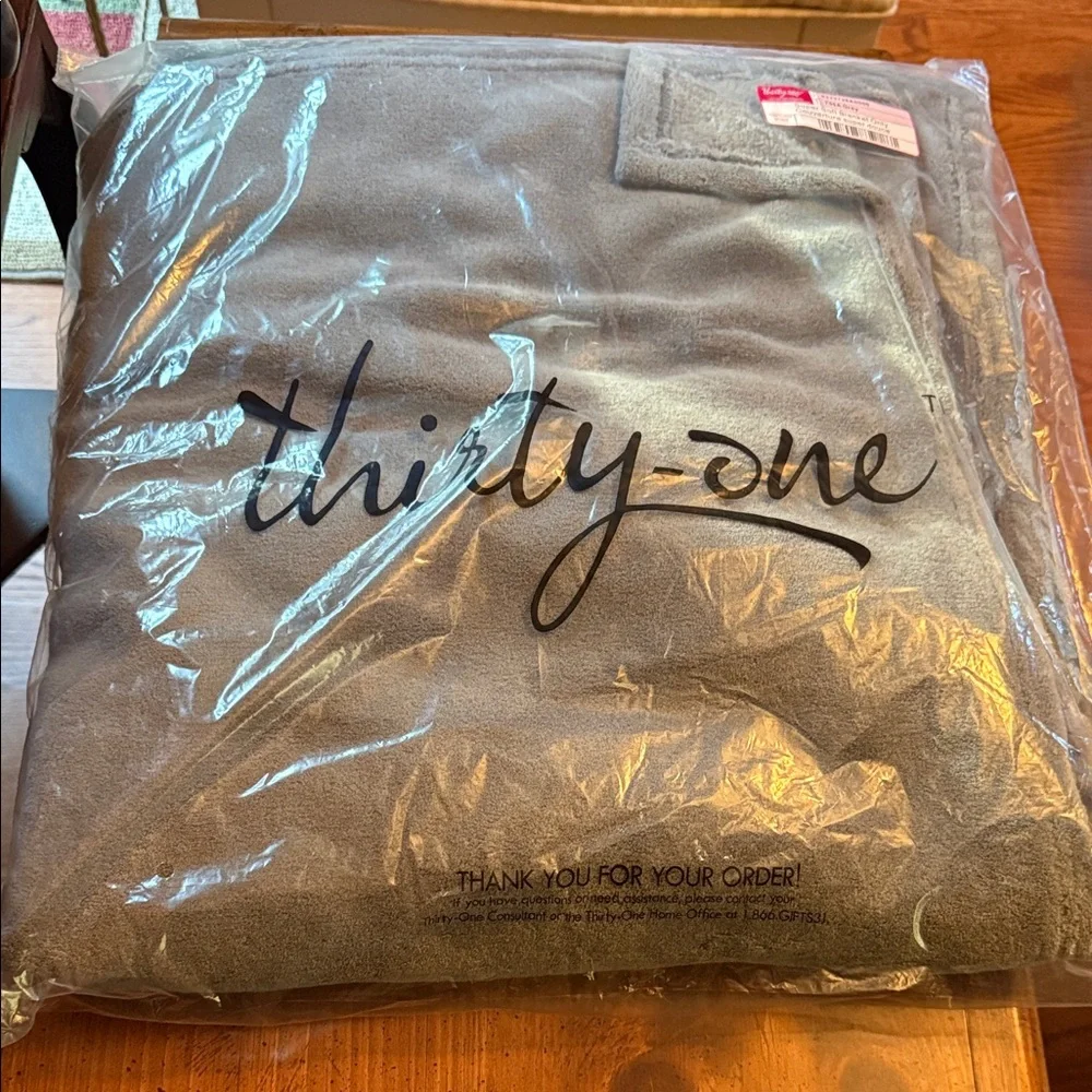 Thirty-One Charcoal Throw Blanket