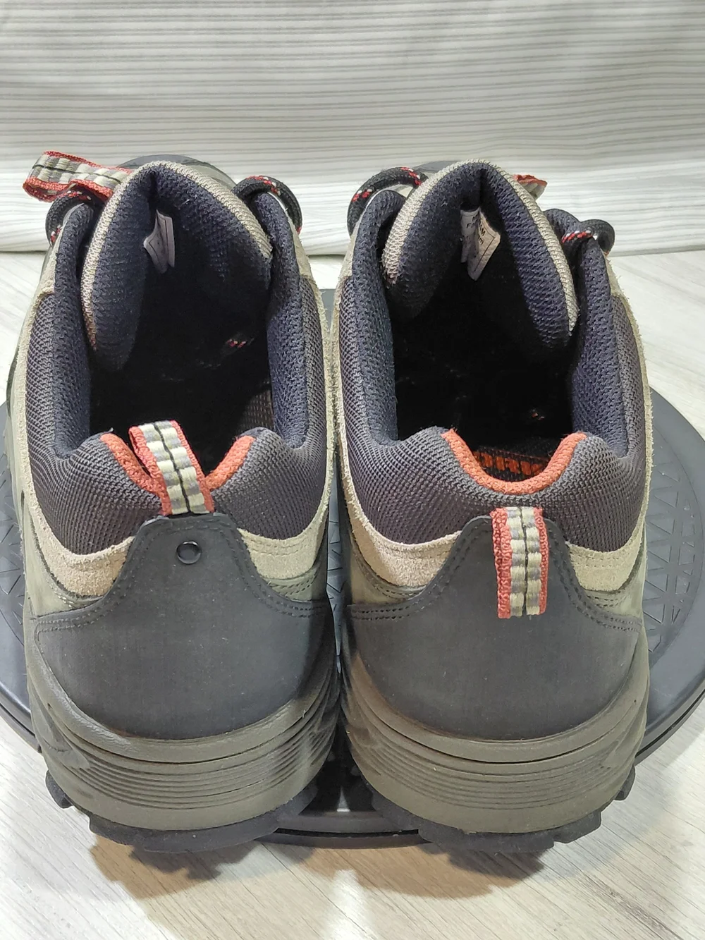 Sorel mens rough