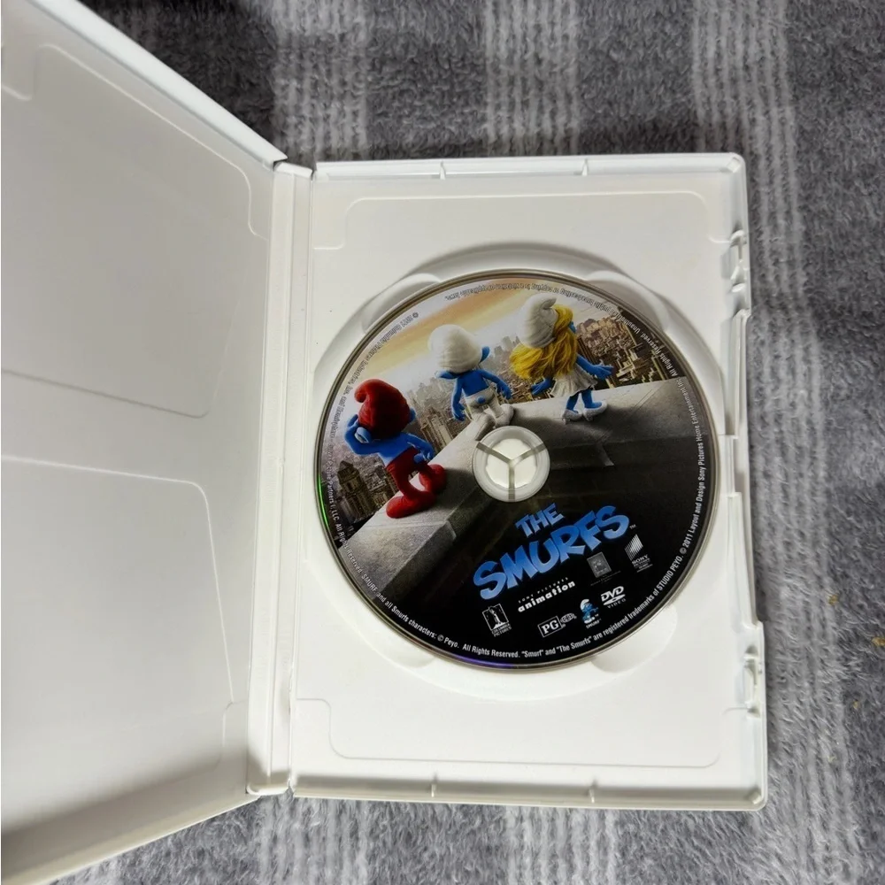 The Smurf’s DVD 2011 Live Action/ Animated Film