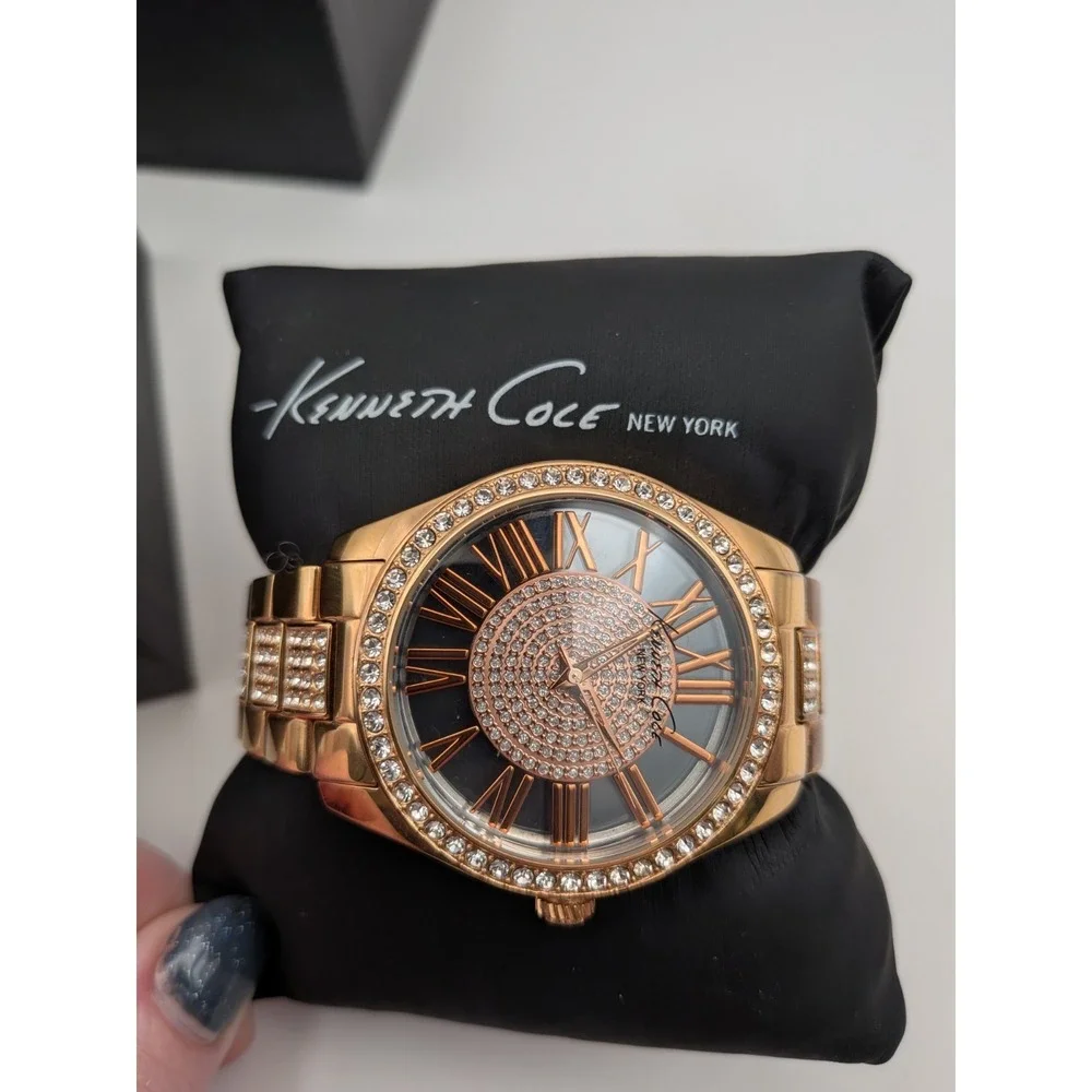 Kenneth Cole kenneth cole