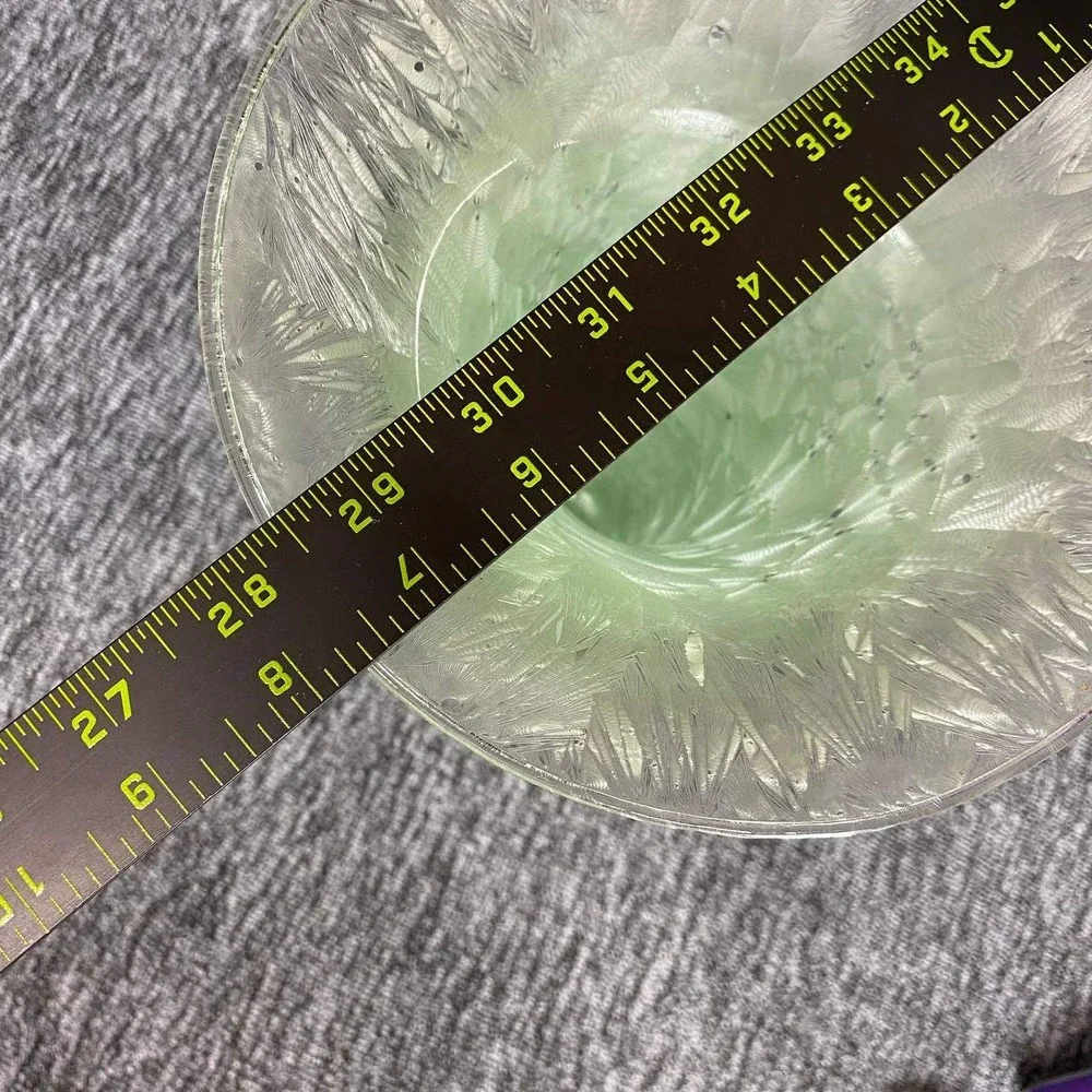 Unbranded glass trumpet