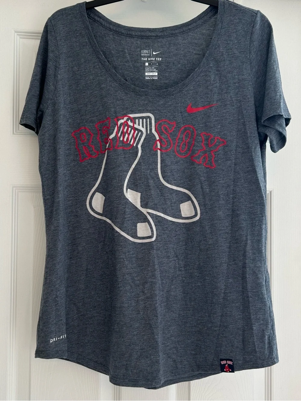 Nike Boston Red Sox Short-Sleeve Tee Women’s Size L