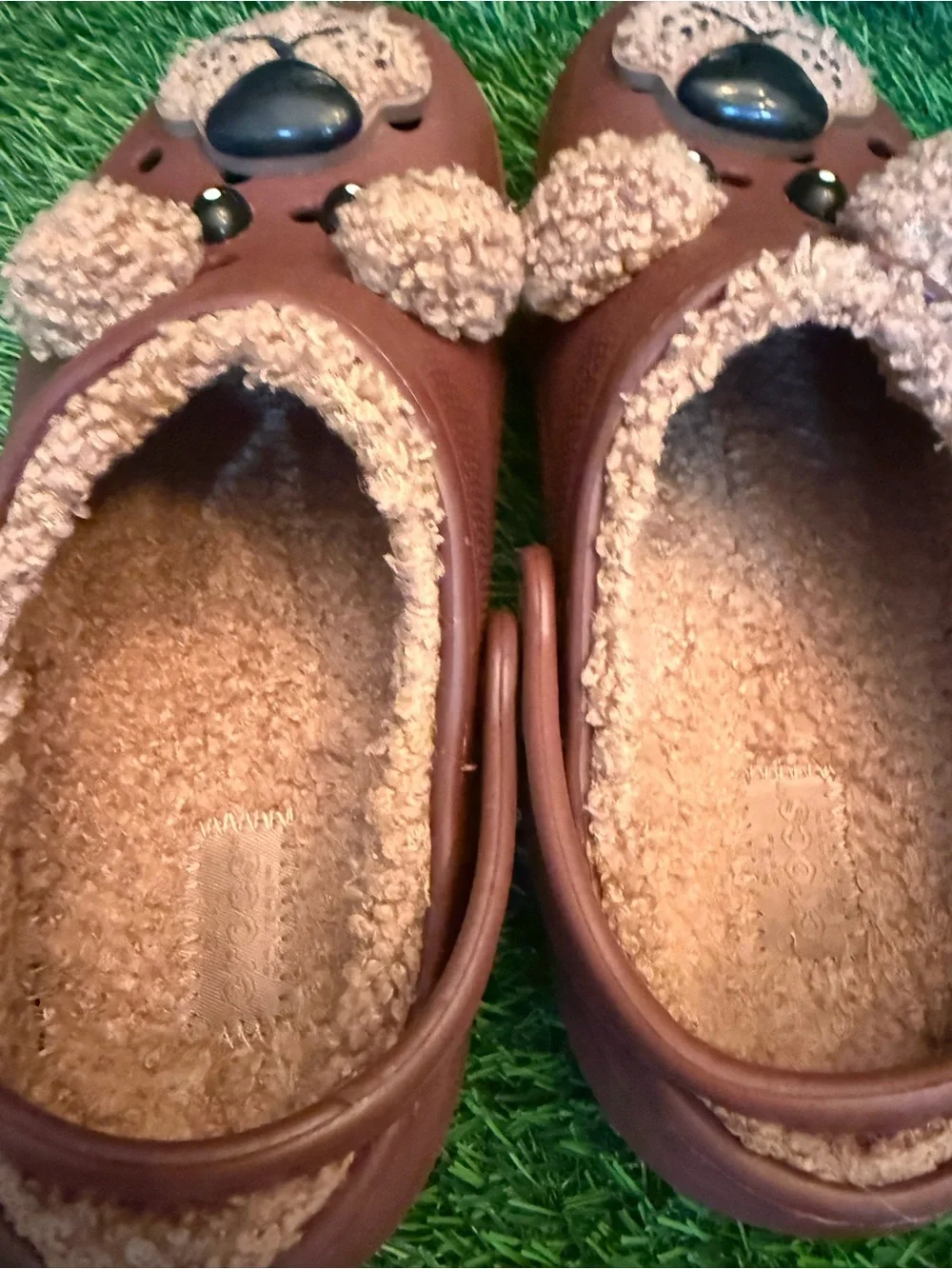 Crocs youth boys I Am Bear Brown Clog Shoes size 2Y