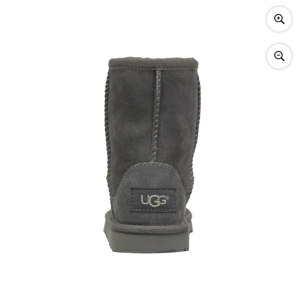 UGG kids classic