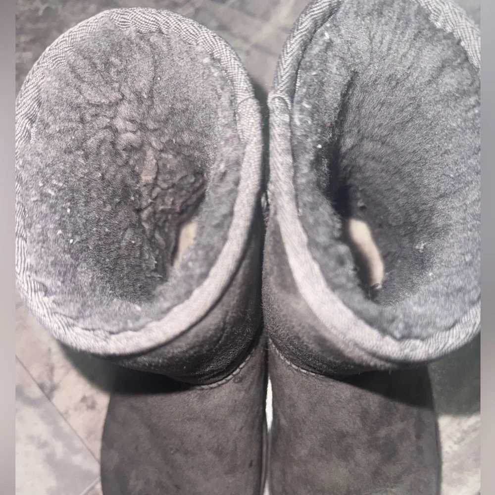 UGG kids classic